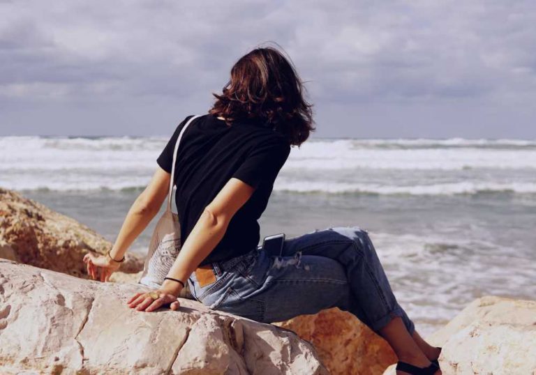 Can You Tan Through Clothing? Everything Explained Tanner Skin