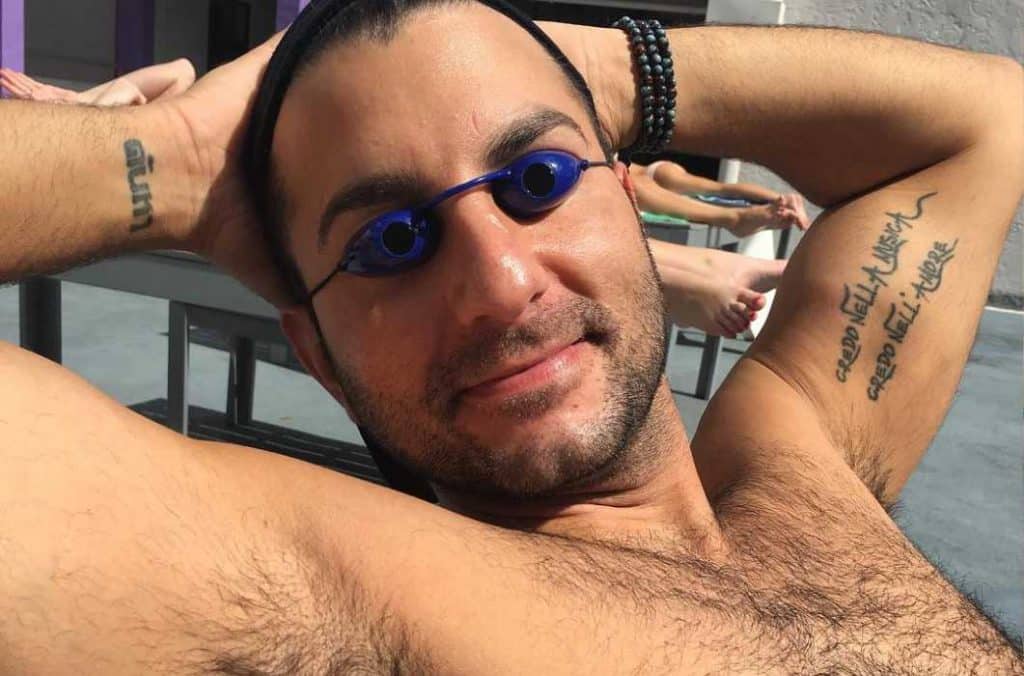 Do tanning goggles protect your eyes